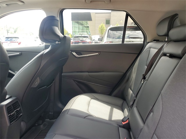 2025 Kia Niro Plug-In Hybrid SX photo 10