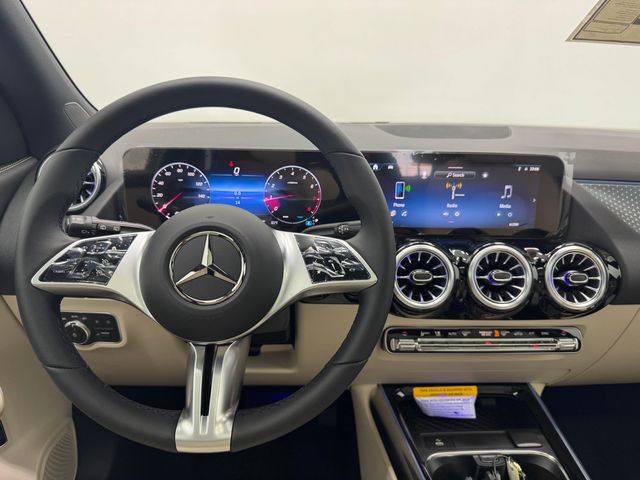 2025 Mercedes Benz GLA 250 photo 3
