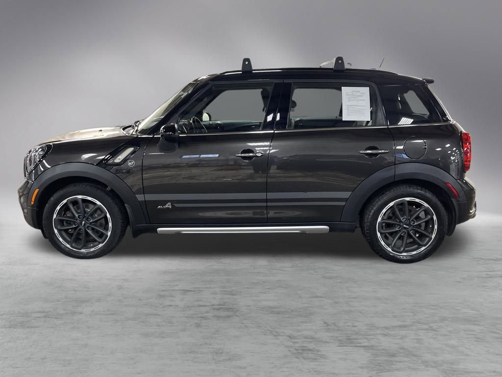 2015 Mini Cooper S ALL4 photo 2