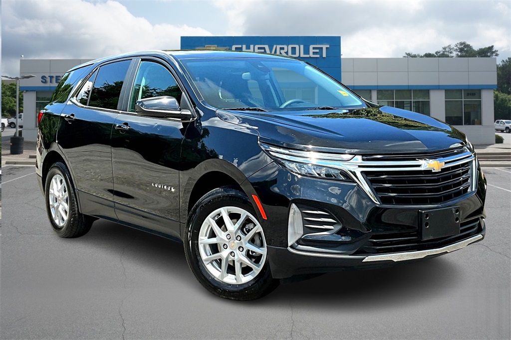 2023 Chevrolet Equinox LT photo 3