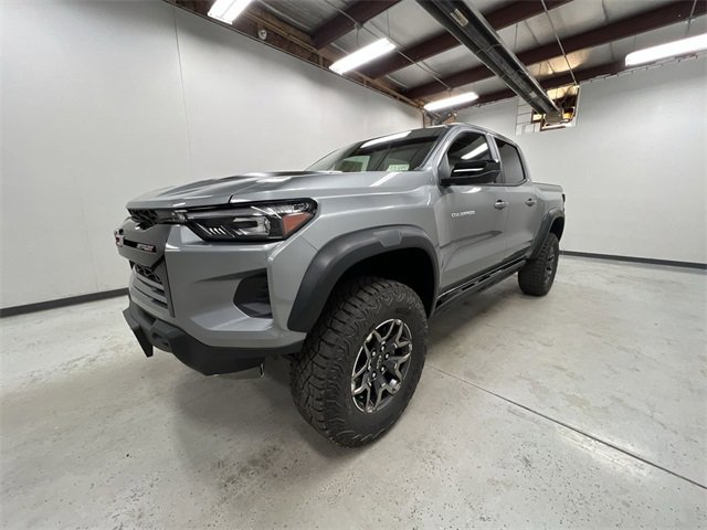 2025 Chevrolet Colorado ZR2 photo 4