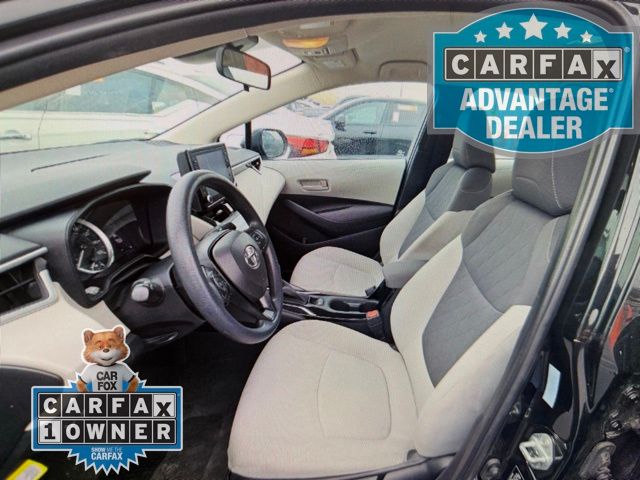 2022 Toyota Corolla LE photo 3