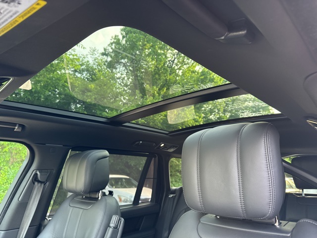 2020 Land Rover Range Rover SuperCharged photo 18