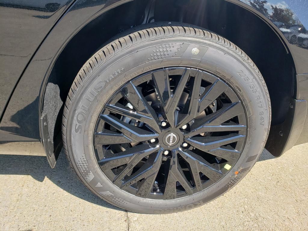 2025 Nissan Altima SV Special Edition photo 12