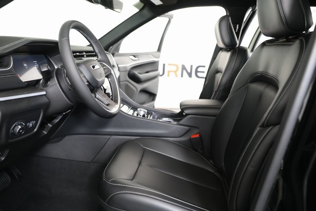 2025 Jeep Grand Cherokee Limited photo 13