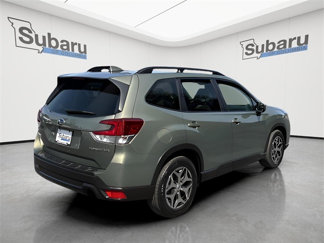 2021 Subaru Forester Premium photo 7