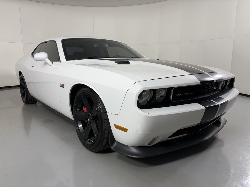 2012 Dodge Challenger SRT8 392 photo 2