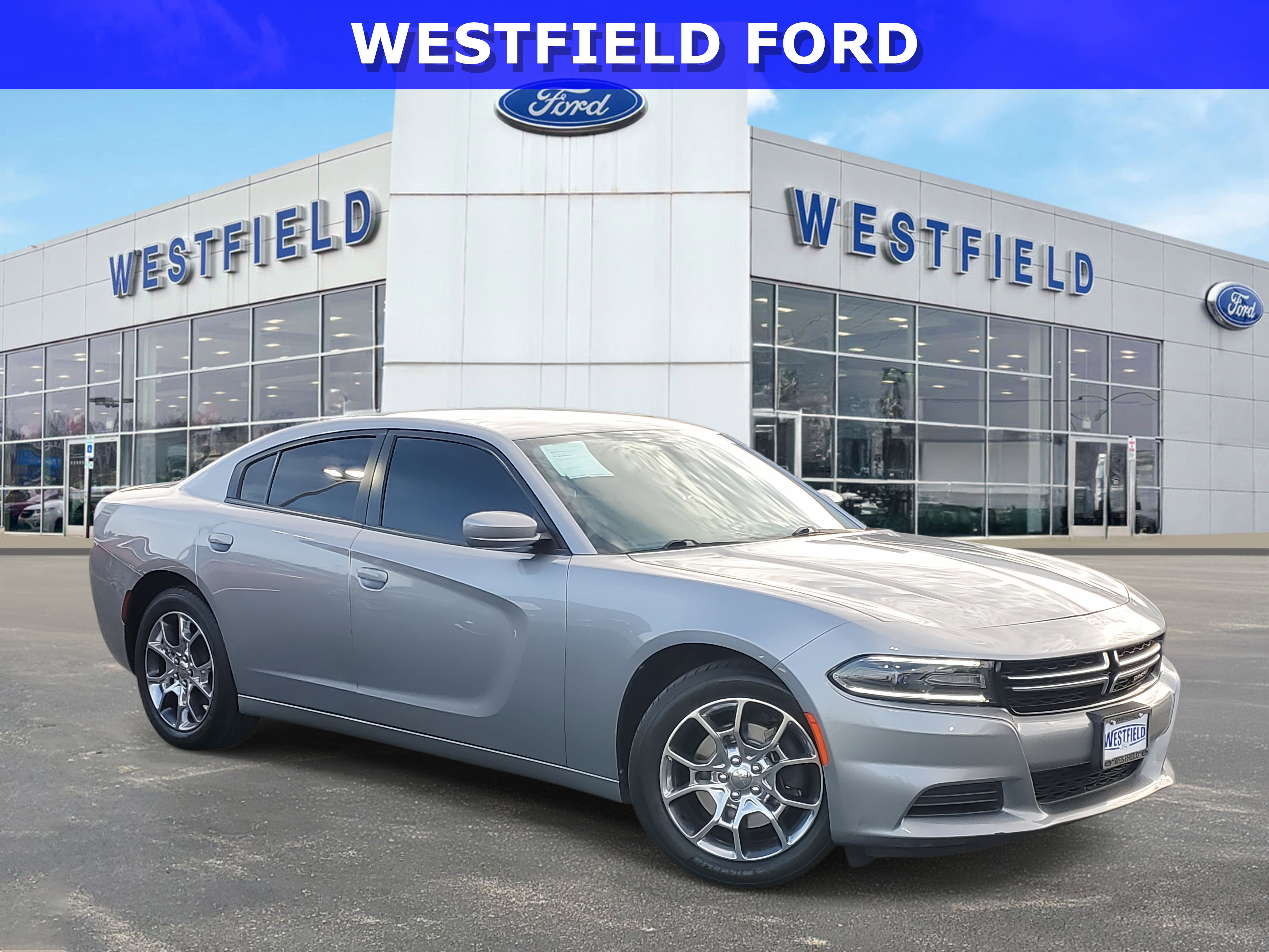 2016 Dodge Charger SE photo 2