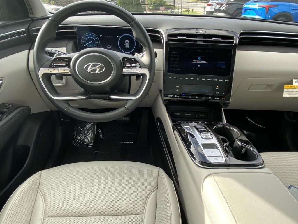 2024 Hyundai Tucson Hybrid Limited photo 8