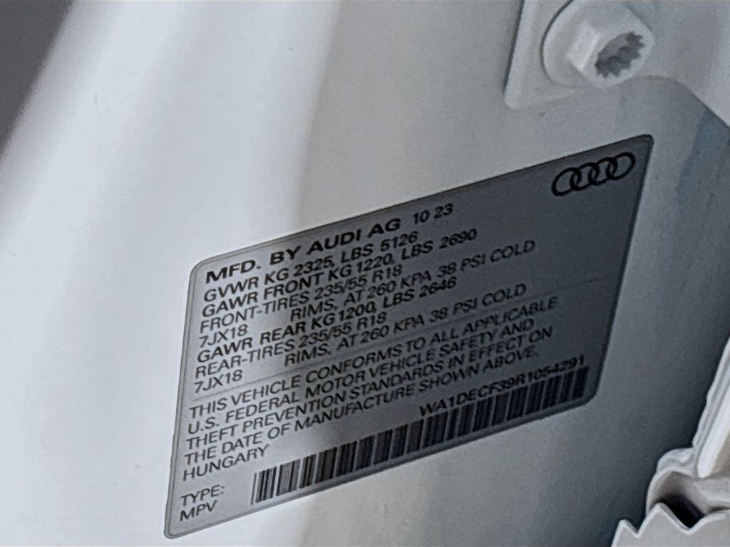 2024 Audi Q3 S line Premium photo 24