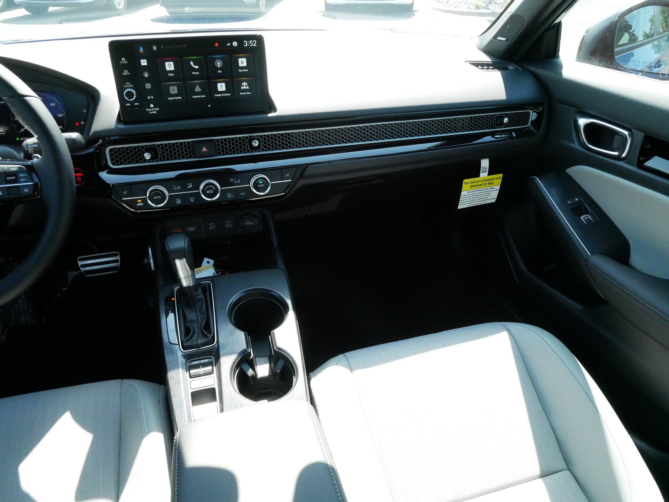 2025 Honda Civic Sport Touring Hybrid photo 11