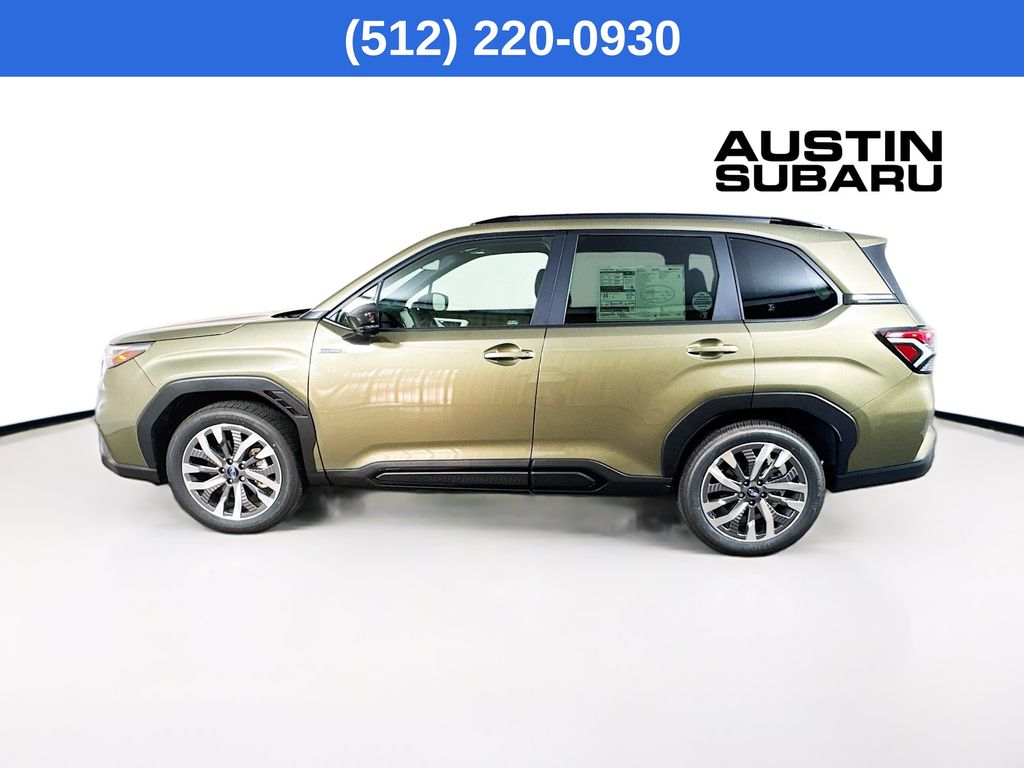 2025 Subaru Forester Touring photo 4