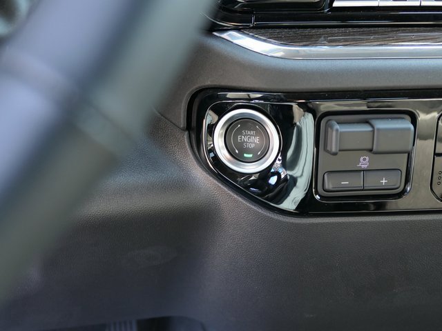 2025 Chevrolet Silverado 1500 LT photo 15