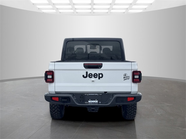 2025 Jeep Gladiator Willys photo 6
