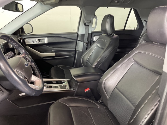 2022 Ford Explorer Limited photo 16