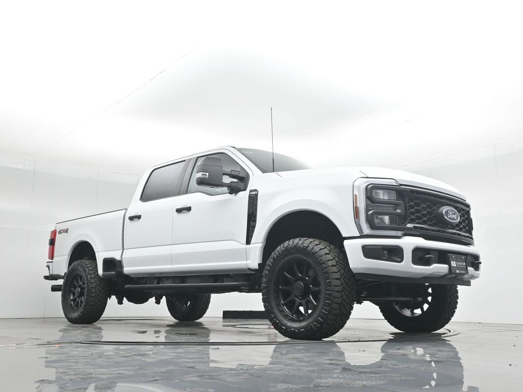 2025 Ford F-250 photo 41