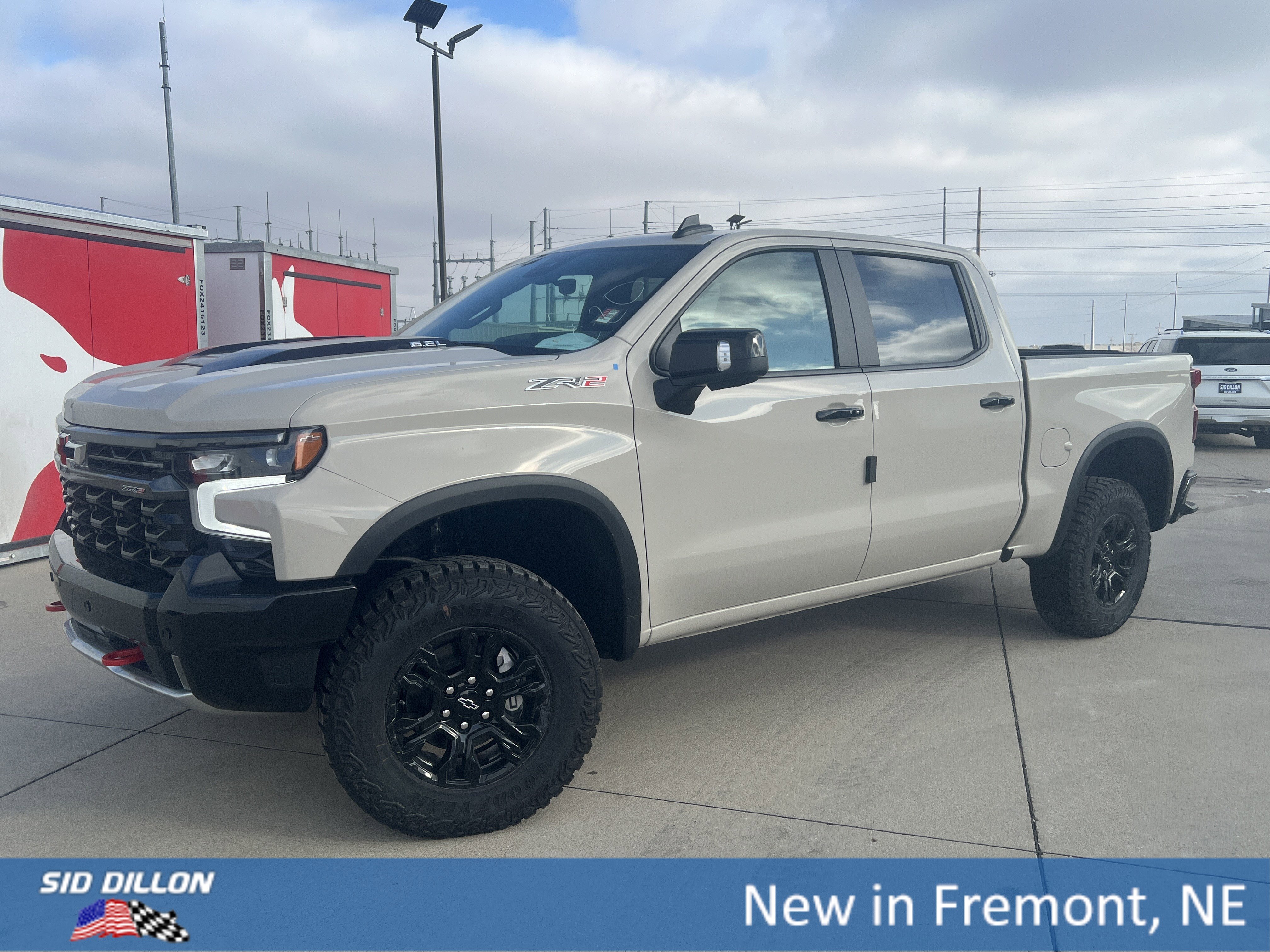 2026 Chevrolet Silverado 1500 ZR2's photo