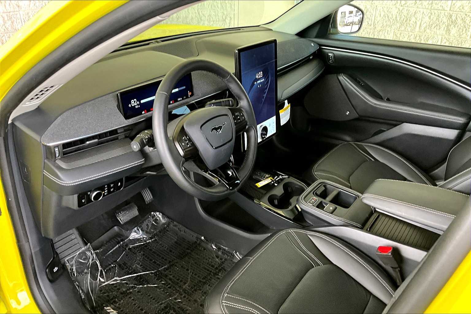 2025 Ford Mustang Mach-E Premium photo 15