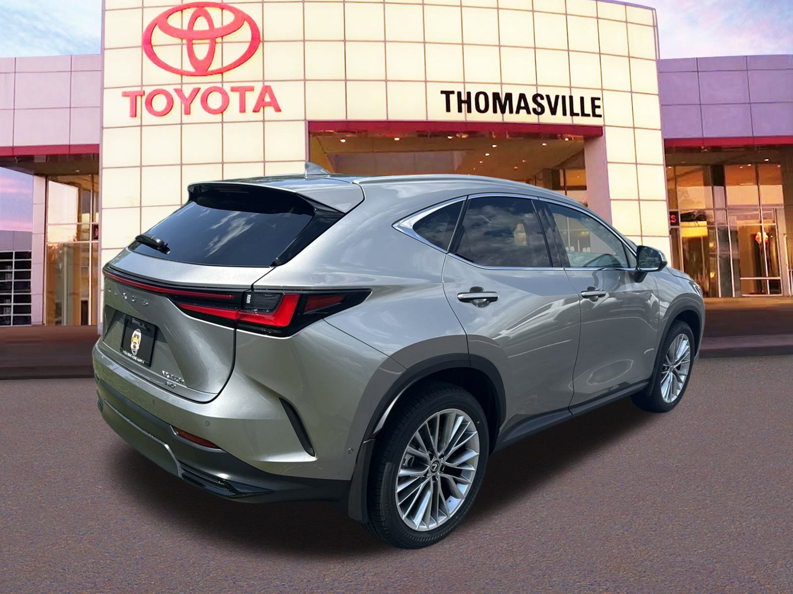 2025 Lexus NX 350h Luxury AWD photo 5