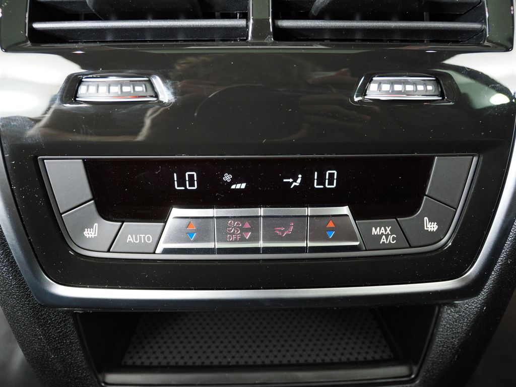 2026 Bmw X7 ALPINA XB7 photo 28