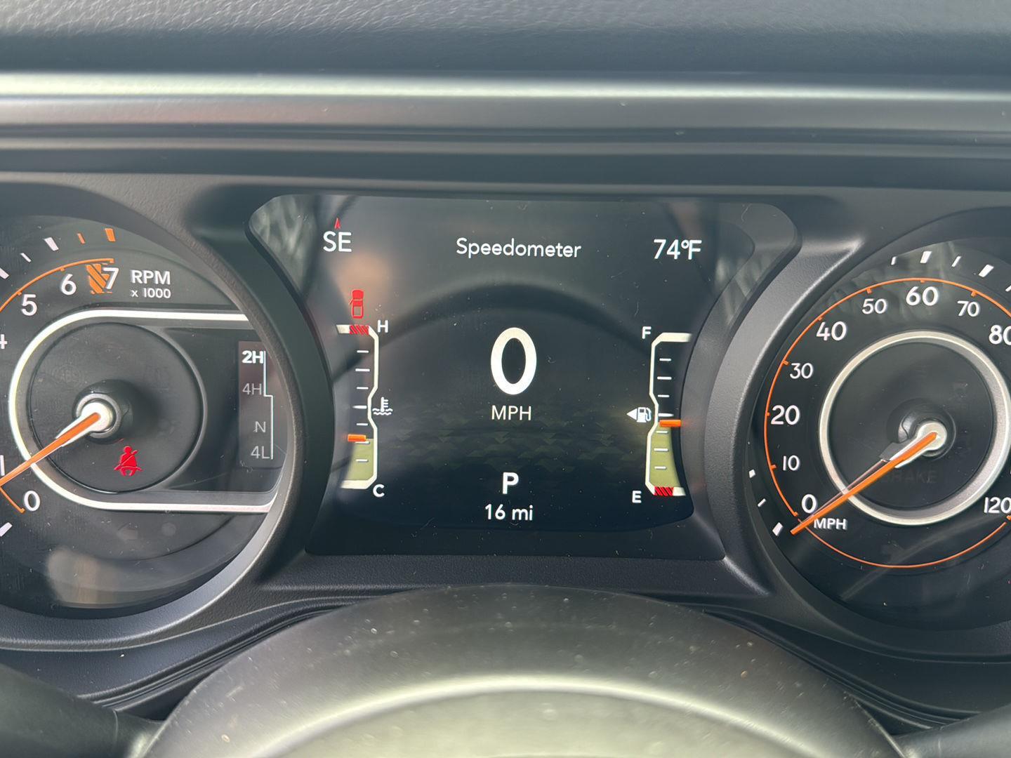 2025 Jeep Gladiator Sport photo 17
