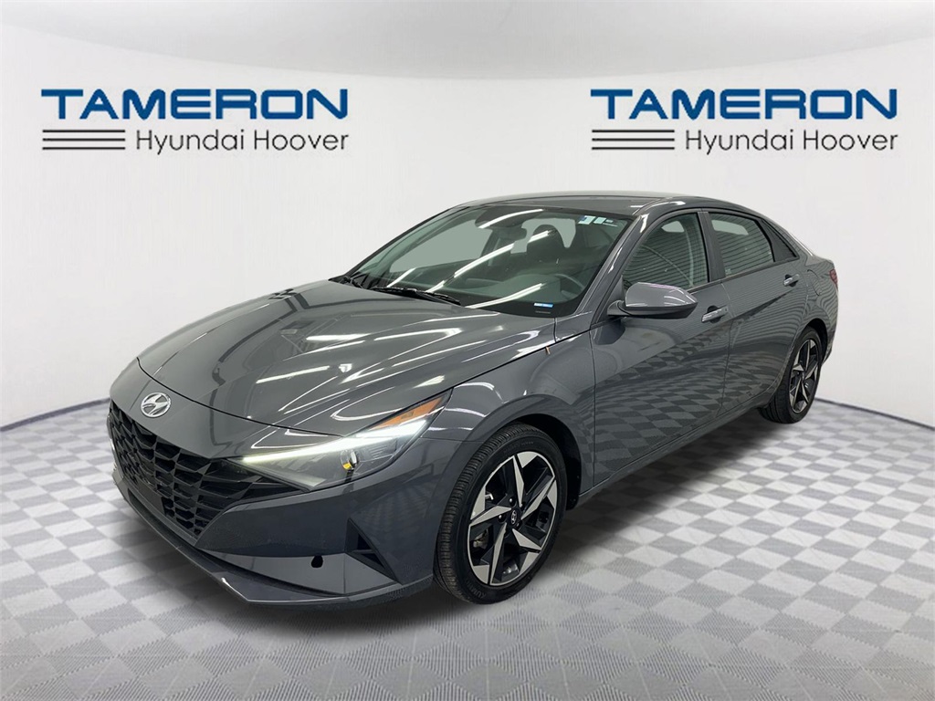 2023 Hyundai Elantra SEL's photo