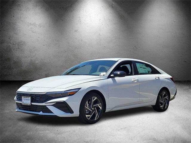 2025 Hyundai Elantra SEL Sport photo 4