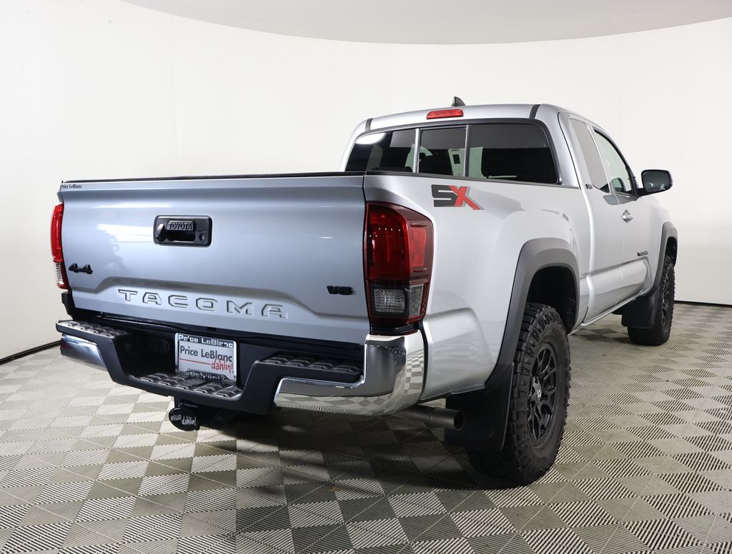 2023 Toyota Tacoma SR5 photo 4