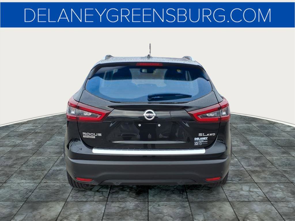 2022 Nissan Rogue Sport SL photo 4