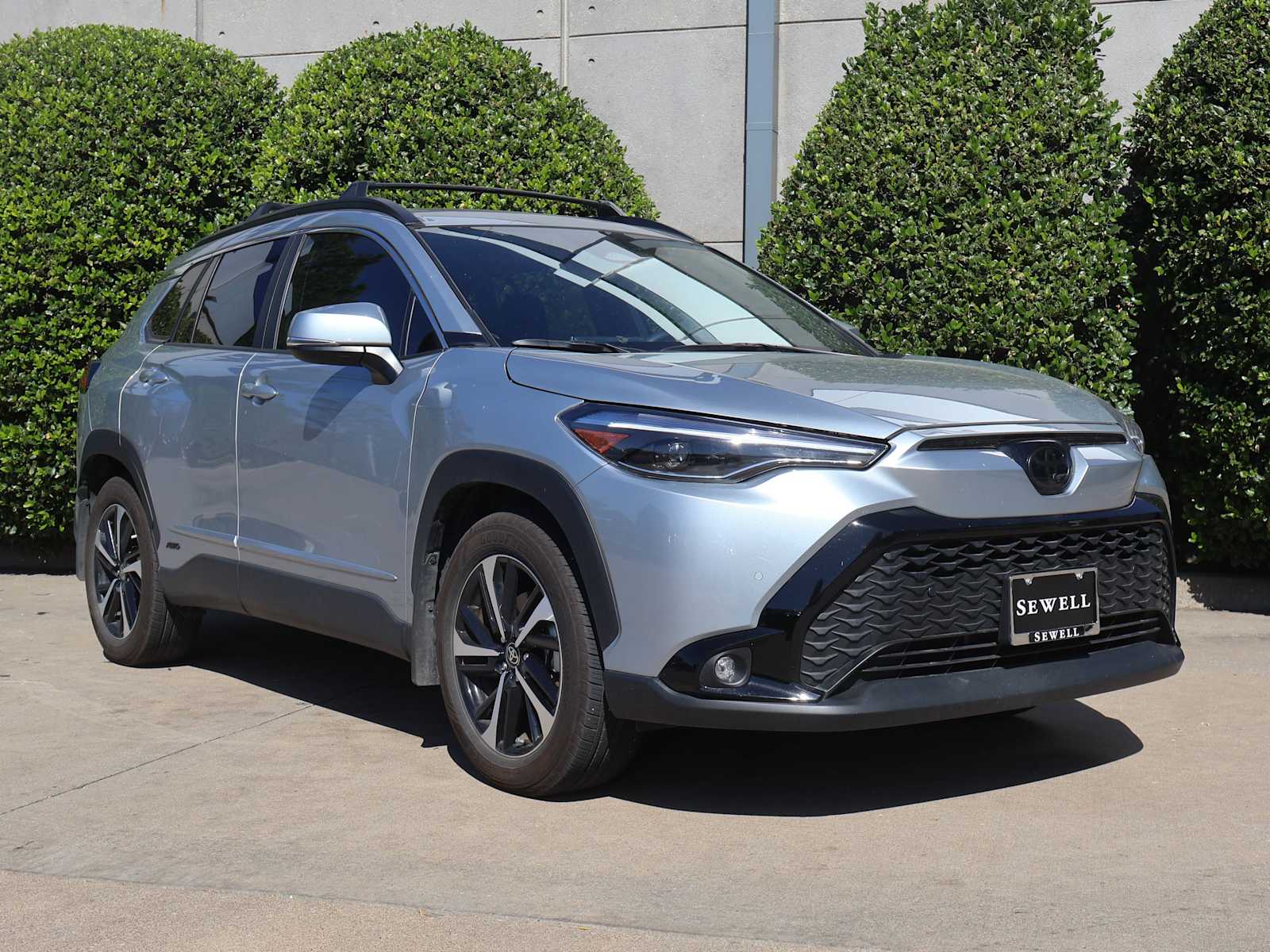 2024 Toyota Corolla Hybrid XSE photo 3