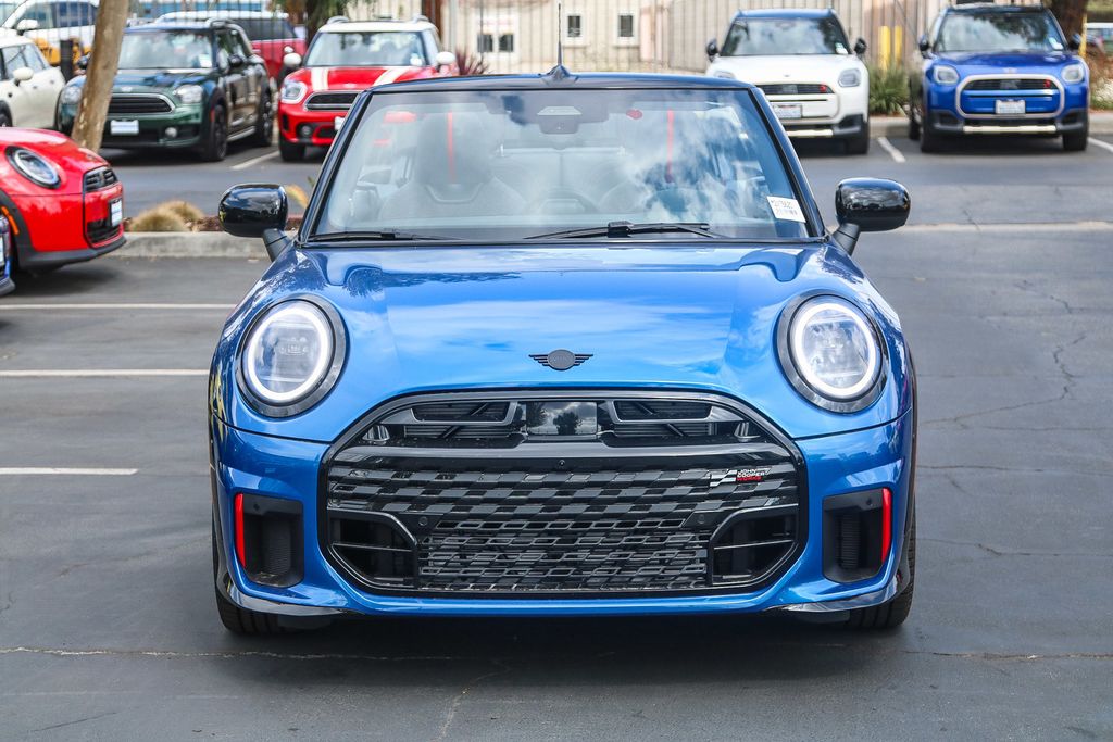 2026 Mini Cooper Convertible Iconic photo 8