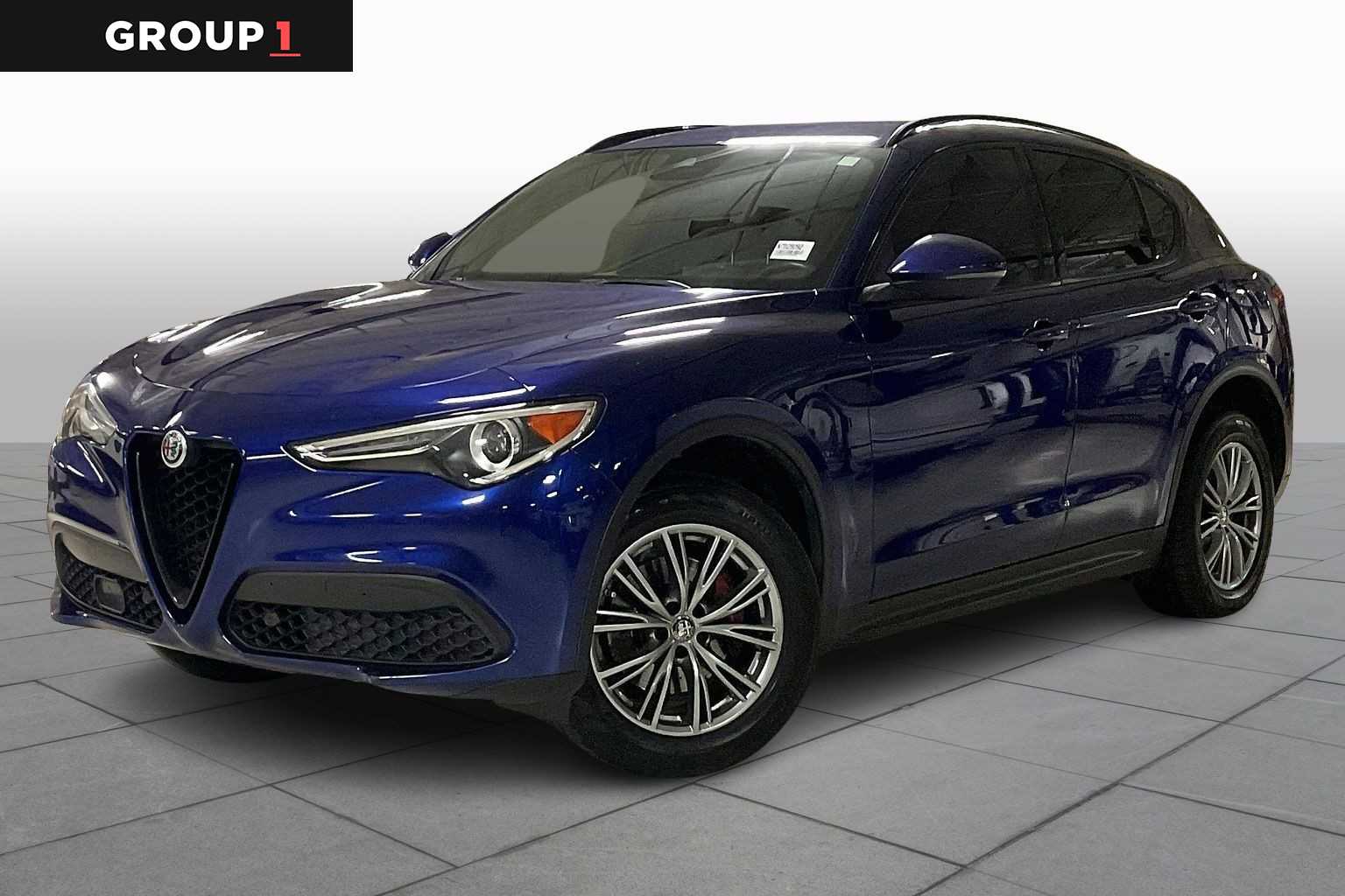 2022 Alfa Romeo Stelvio Base's photo