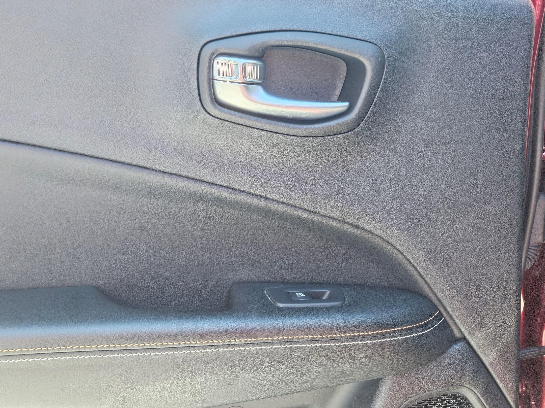 2021 Jeep Compass Latitude photo 22
