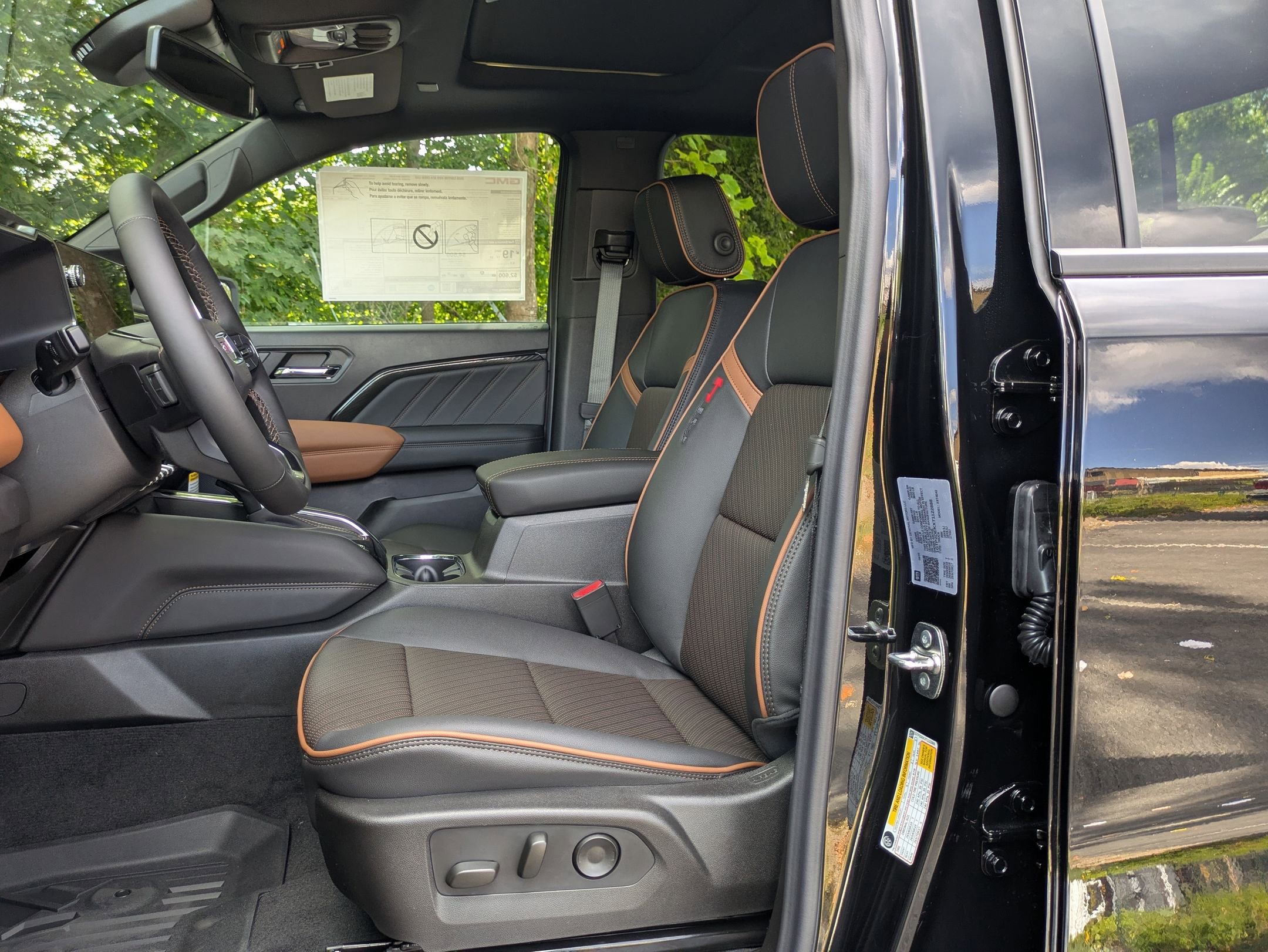 2026 Gmc Canyon AT4 photo 12
