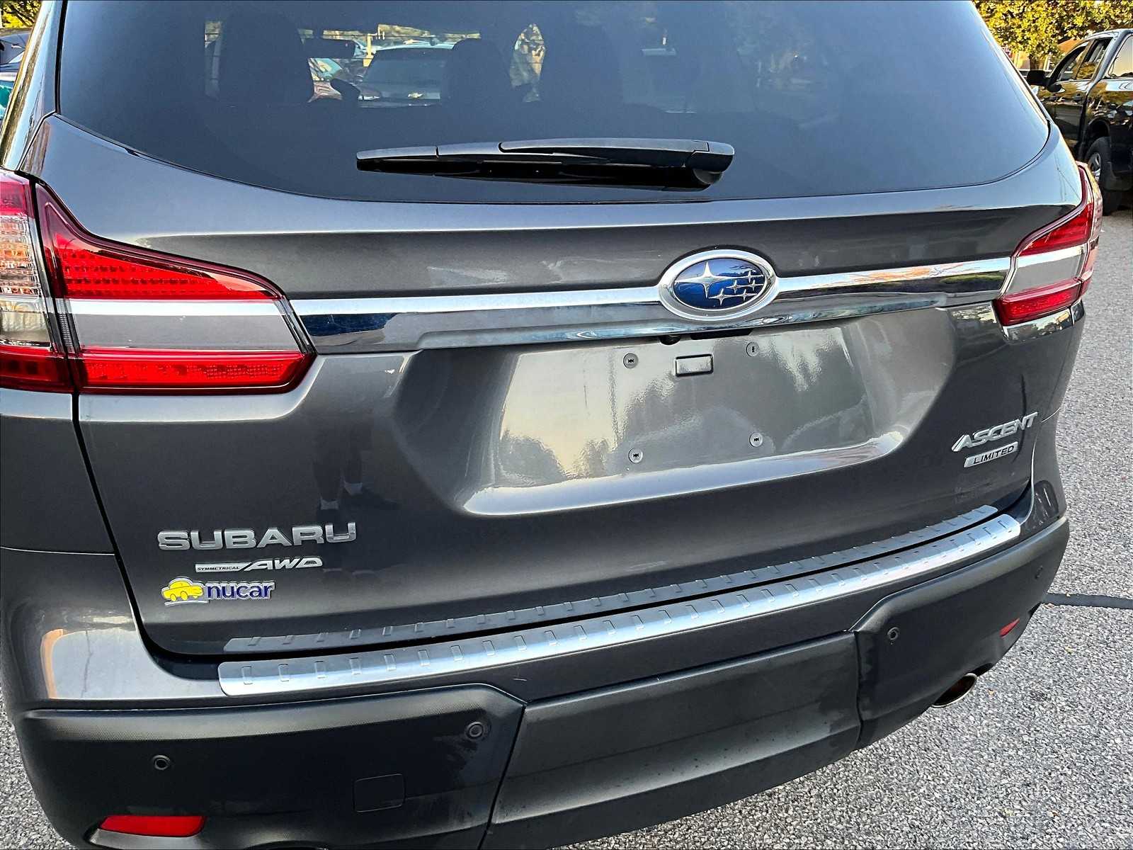 2022 Subaru Ascent Limited photo 25