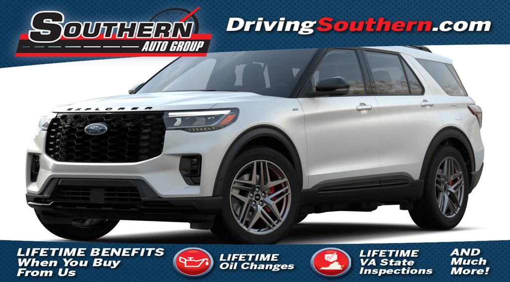 2025 Ford Explorer ST-LINE's photo