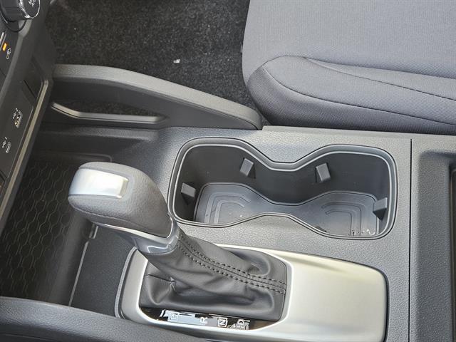 2026 Nissan Frontier Crew Cab S photo 13