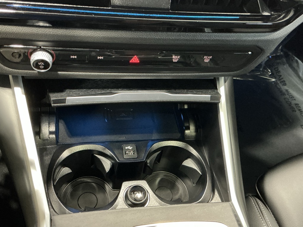 2025 Bmw 330i photo 11