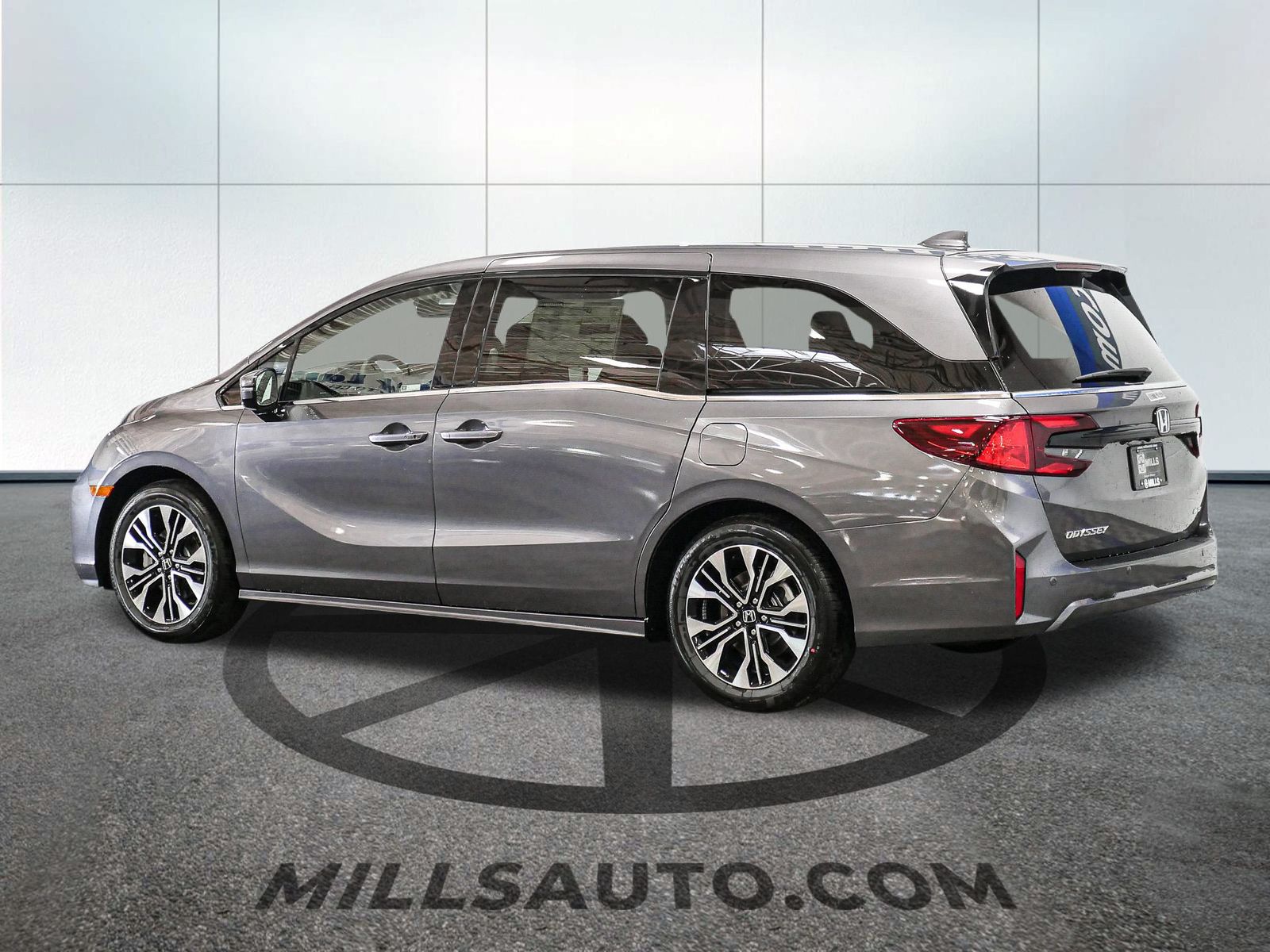 2025 Honda Odyssey Elite photo 4