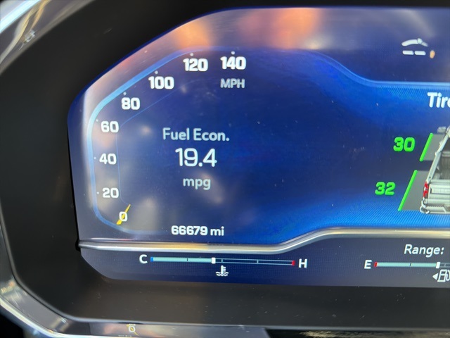 2023 Chevrolet Silverado 1500 LTZ photo 2