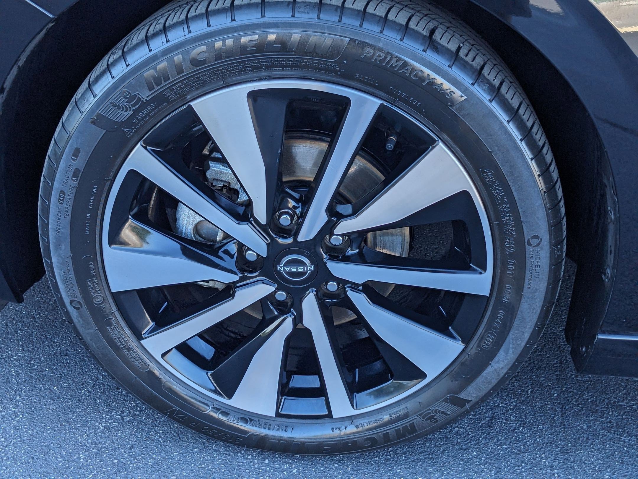 2024 Nissan Sentra SV photo 24