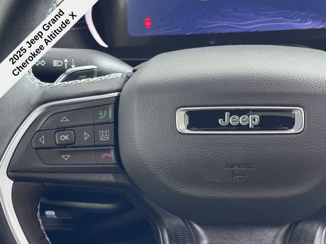 2025 Jeep Grand Cherokee Altitude photo 22