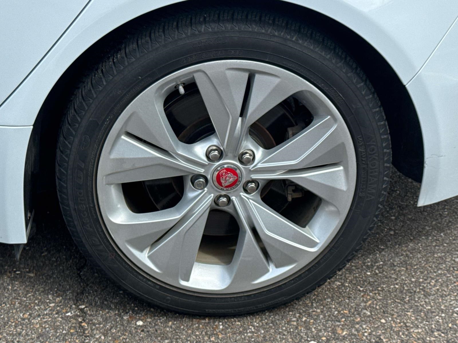 2020 Jaguar XE S photo 3