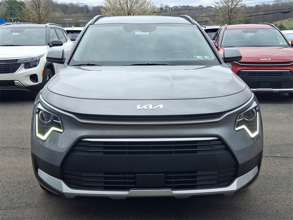 2025 Kia Niro EX photo 2