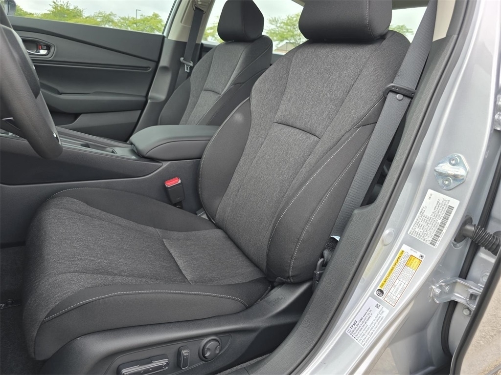 2025 Honda Accord SE photo 12
