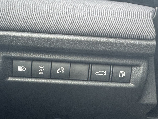 2026 Toyota Camry LE photo 14
