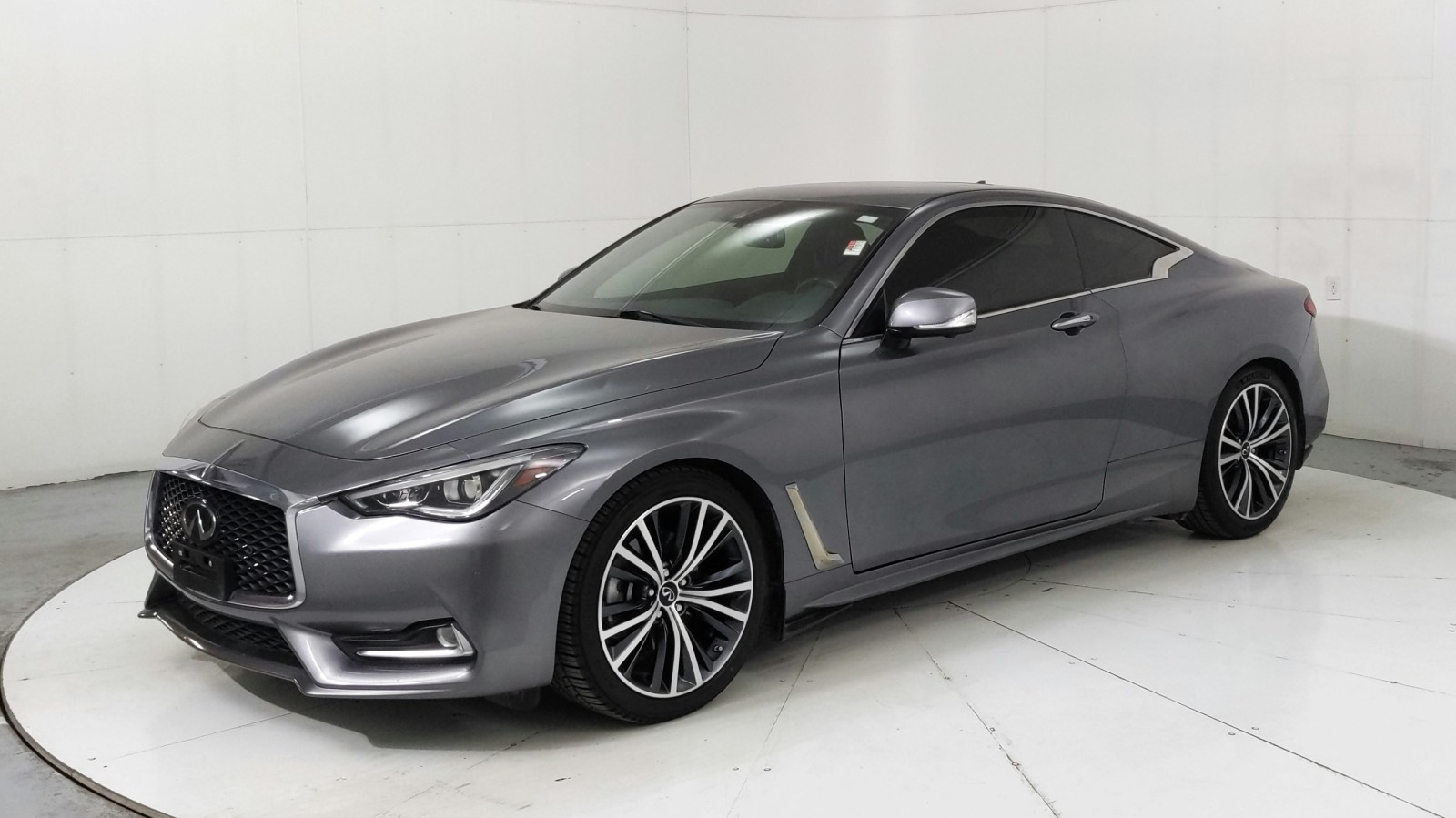 Used 2022 Graphite Shadow INFINITI LUXE image 1