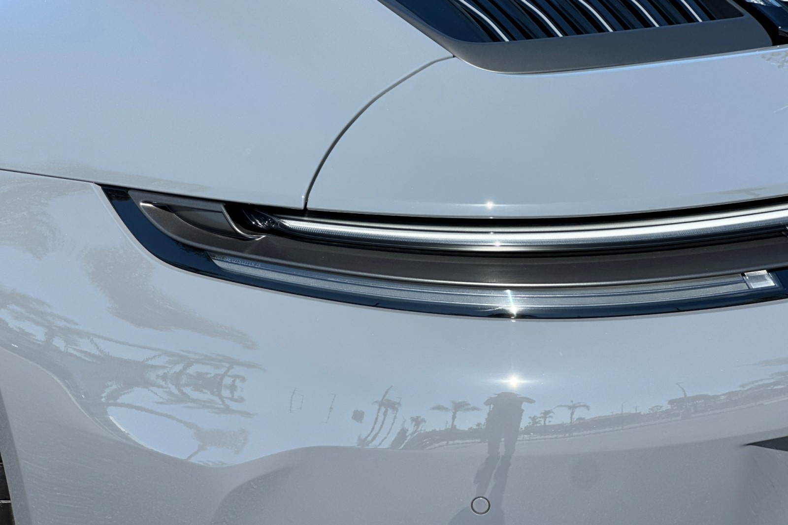 2025 Porsche 911 GTS photo 8
