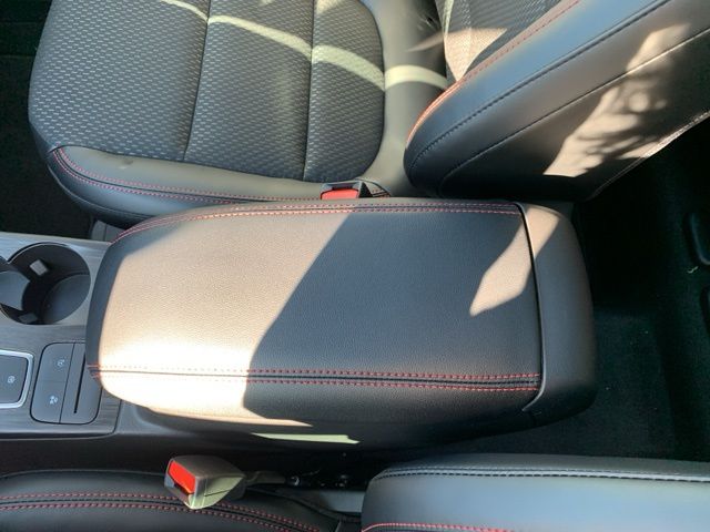 2025 Ford Escape ST-Line photo 22