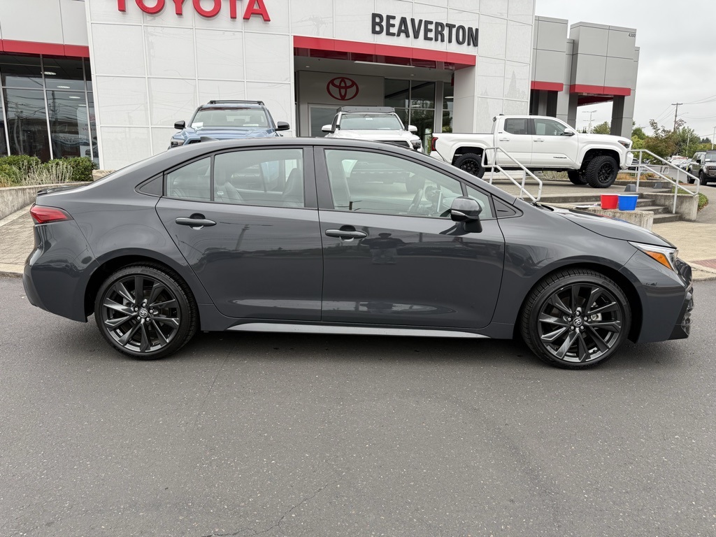 2024 Toyota Corolla XSE photo 6